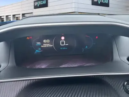 Photo 20 Peugeot 2008  PureTech 130 S&S BVM6 Allure Pack