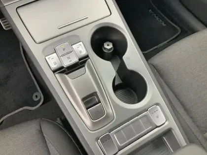 Photo 23 Hyundai Kona  Electrique 39 kWh - 136 ch Intuitive