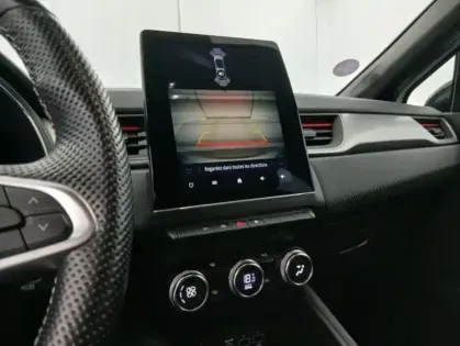 Photo 24 Renault Captur E-Tech 145 - 21 R.S. Line