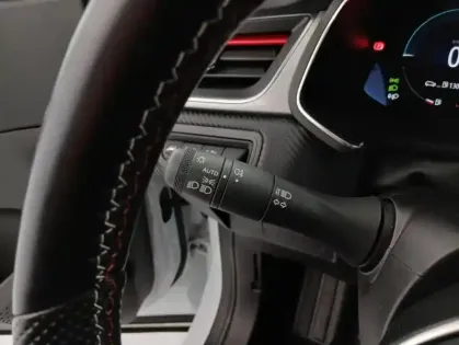 Photo 26 Renault Captur E-Tech 145 - 21 R.S. Line