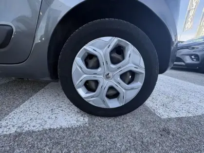 Photo 40 Renault Twingo III Zen SCe 75 - 20