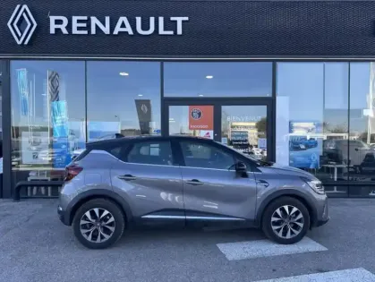 Photo 30 Renault Captur II Intens E-TECH Plug-in 160