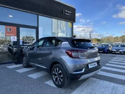 Photo 17 Renault Captur II Intens E-TECH Plug-in 160