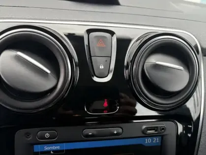 Photo 27 Dacia Lodgy 7 Places Stepway Blue dCi 115