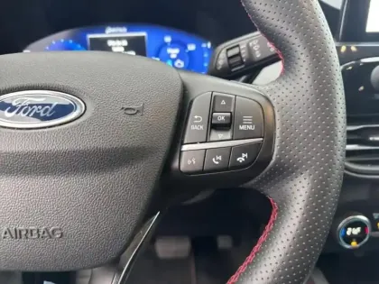 Photo 12 Ford Kuga  2.5 Duratec 190ch FHEV E85 ST-Line BVA