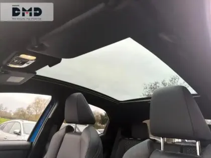 Photo 13 Toyota Yaris  130h Première 5p MC24