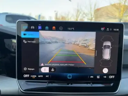 Photo 12 Volkswagen Golf  1.5 eHybrid 204ch VW Edition DSG6