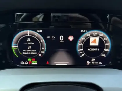 Photo 11 Volkswagen Golf  1.5 eHybrid 204ch VW Edition DSG6