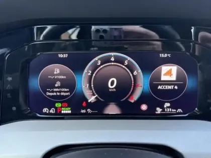 Photo 17 Volkswagen Golf  1.5 eHybrid 204ch VW Edition DSG6