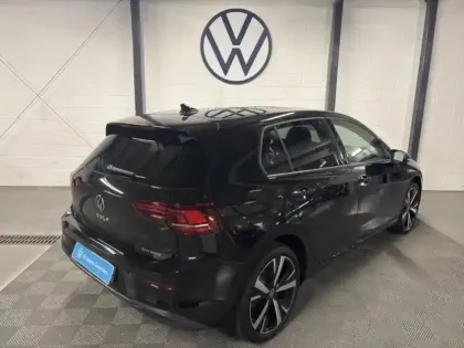 Photo 2 Volkswagen Golf  1.5 eHybrid 204ch VW Edition DSG6