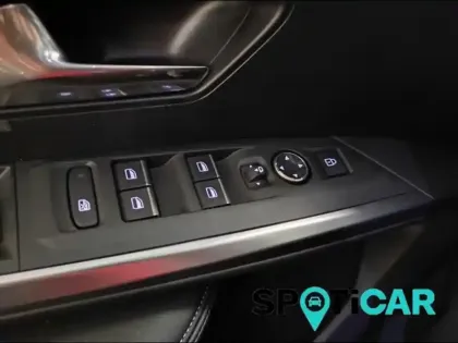 Photo 12 Peugeot 3008  Electrique 210ch Batterie 73 kWh GT