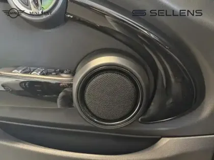 Photo 13 Mini Mini cabrio Cabrio Cooper 136ch Edition Greenwich BVA7 Euro6d-T