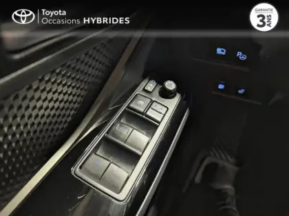 Photo 13 Toyota C-HR  1.8 Hybride 122ch Collection E-CVT