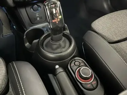 Photo 11 Mini Mini  Cooper 136ch Edition Premium Plus BVA7