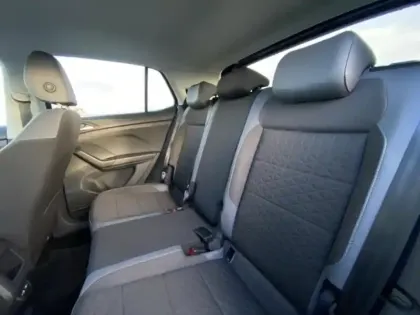 Photo 12 Volkswagen T-cross  1.0 TSI 110ch Carat