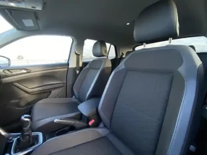 Photo 11 Volkswagen T-cross  1.0 TSI 110ch Carat