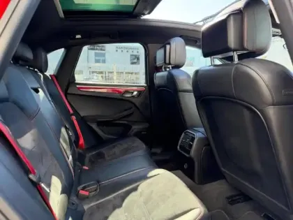 Photo 12 Porsche Macan  3.0 V6 360ch GTS PDK