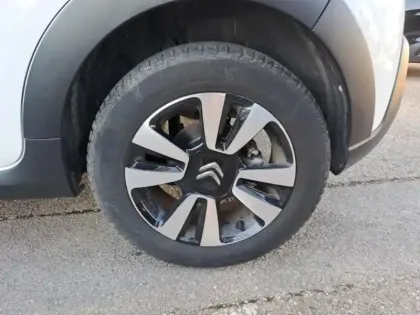 Photo 10 Citroën C3  1.2 PureTech 110ch S&S Shine 120-123g