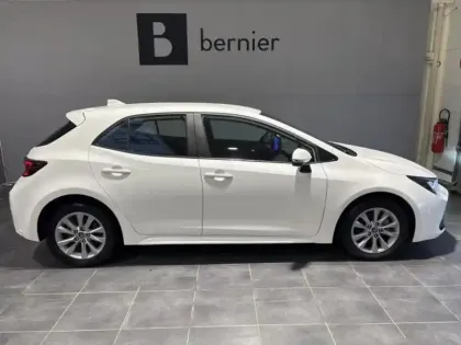 Photo 2 Toyota Corolla  1.8 140ch Dynamic MY24