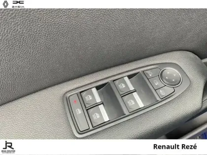 Photo 13 Renault Captur  1.3 TCe mild hybrid 140ch Techno