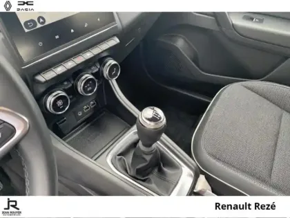 Photo 6 Renault Captur  1.3 TCe mild hybrid 140ch Techno