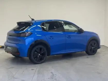 Photo 2 Peugeot 208  e- 136ch GT