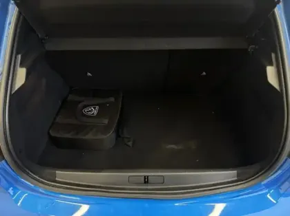 Photo 7 Peugeot 208  e- 136ch GT