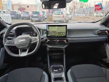Photo 14 Dacia Duster  1.6 hybrid 140ch Extreme