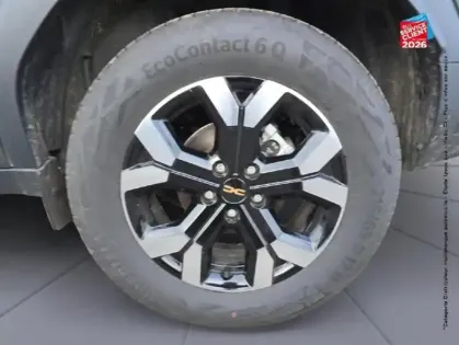 Photo 9 Dacia Duster  1.6 hybrid 140ch Extreme