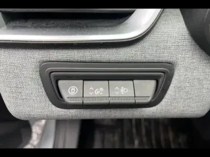 Photo 6 Renault Clio  1.0 TCe 90ch Evolution - 24