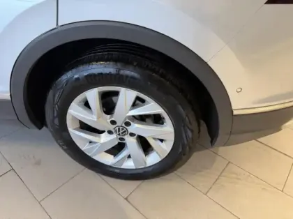 Photo 13 Volkswagen Tiguan  2.0 TDI 150ch Elegance DSG7