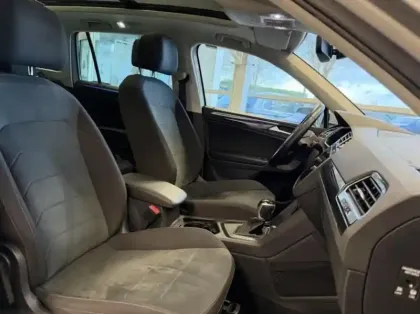 Photo 12 Volkswagen Tiguan  2.0 TDI 150ch Elegance DSG7