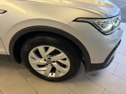 Photo 5 Volkswagen Tiguan  2.0 TDI 150ch Elegance DSG7