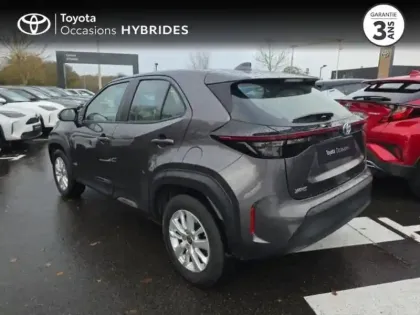 Photo 1 Toyota Yaris  Cross 116h Dynamic Business + Programme Beyond Zero Academy MY22