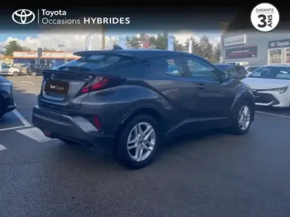 Photo 8 Toyota C-HR  1.8 Hybride 122ch Design Ultimate E-CVT