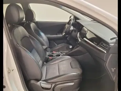Photo 10 Kia Niro  1.6 GDi 105ch ISG + Plug-In 60.5ch Active DCT6 5cv