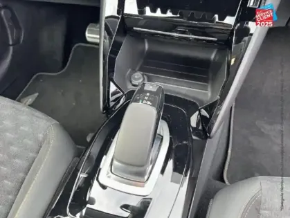 Photo 12 Peugeot 208  e- 136ch Roadtrip