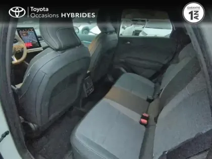 Photo 11 Renault Captur  1.6 E-Tech full hybrid 145ch Techno