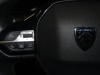 Photo 11 Peugeot 308  1.5 BlueHDi 130ch S&S GT EAT8