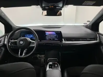 Photo 7 BMW Serie 2 Série 2 ActiveTourer 218i 136ch M Sport DKG7