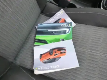 Photo 10 Opel Corsa  1.2 Turbo 100ch BVA8