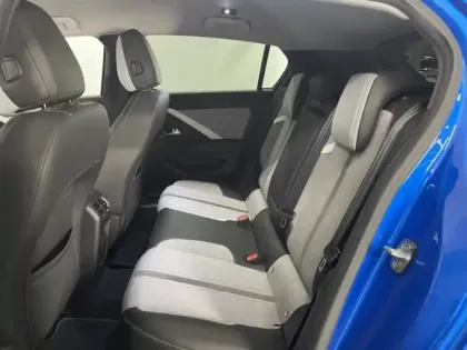 Photo 7 Opel Astra  1.5 D 130ch Elegance BVA8