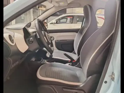 Photo 9 Renault Twingo  1.0 SCe 65ch Equilibre