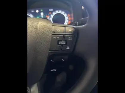 Photo 6 Toyota C-HR  2.0 Hybride 200ch Design NG23