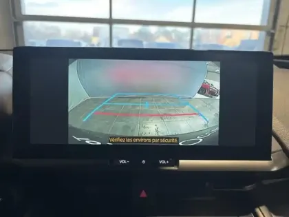 Photo 9 Toyota C-HR  2.0 Hybride 200ch Design NG23