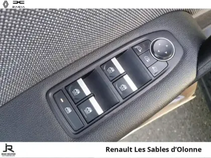 Photo 14 Renault Symbioz  1.6 E-Tech full hybrid 145ch Techno
