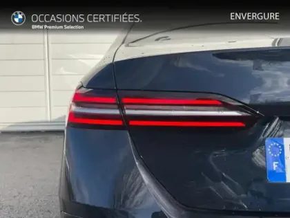 Photo 9 BMW Serie 5 Série 5 530e 299ch M Sport