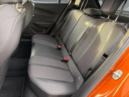 Photo 27 Peugeot 2008  1.2 PureTech 130ch S&S GT EAT8