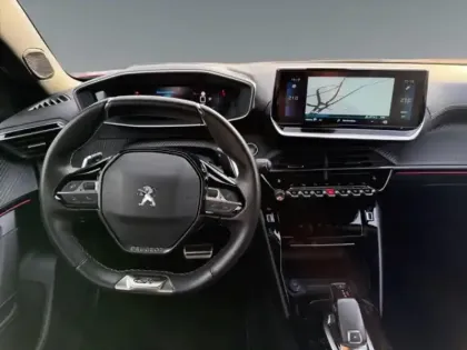 Photo 10 Peugeot 2008  1.2 PureTech 130ch S&S GT EAT8