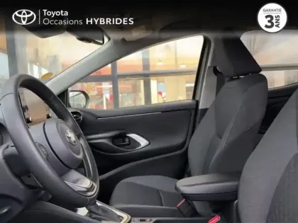 Photo 10 Toyota Yaris  116h Design 5p MY22